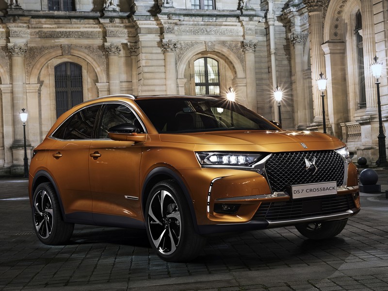 DS7 Crossback - SUV pro Business třídu